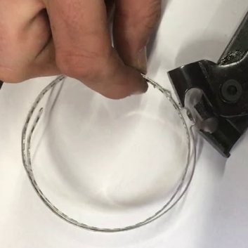 Crimp clamp bands and strap clamp bands for CV boot fastening